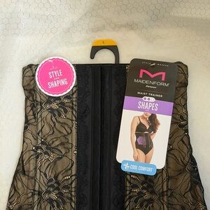 Maidenform Black Lace Shaping Garment